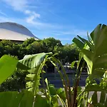 Prana Guesthouse, Yoga & Ayurveda ゲストハウス ポルティマン