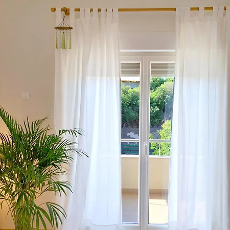 Prana Guest house 3*