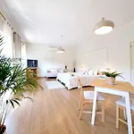 Prana Guesthouse, Yoga & Ayurveda Vendégház